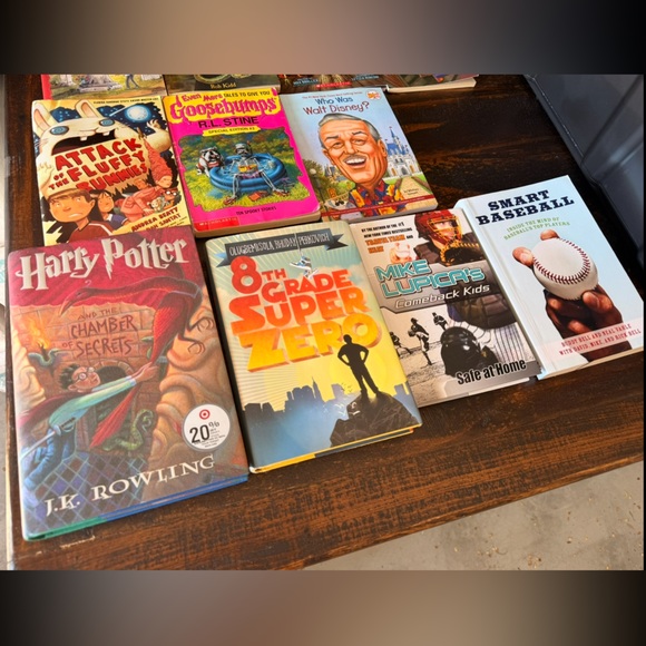 Various Books - Picture 3 of 6